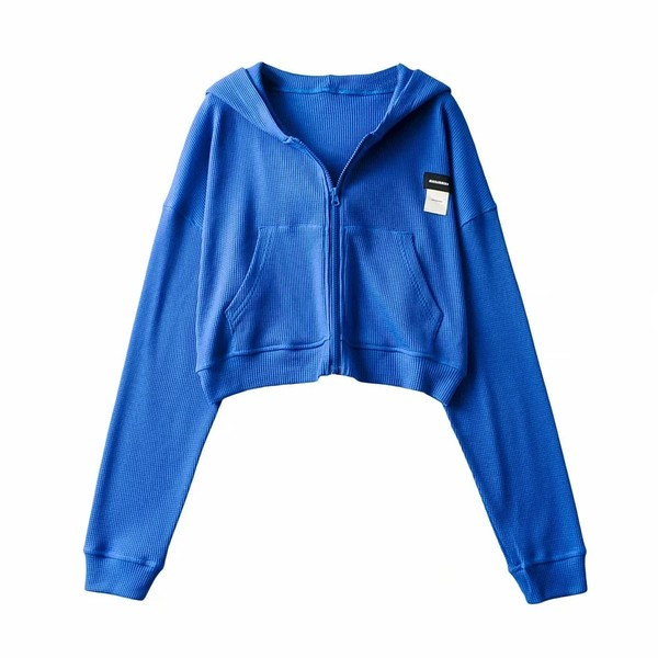 Hanorac scurt de dama cu emblema si gluga