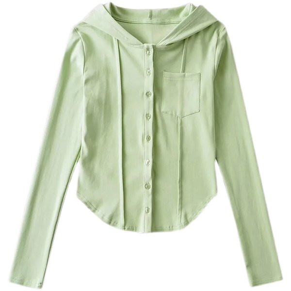 Vékony női ing zsebbel és gombos rögzítéssel