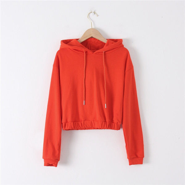 Napi pulóver kapucnis piros és fekete színben