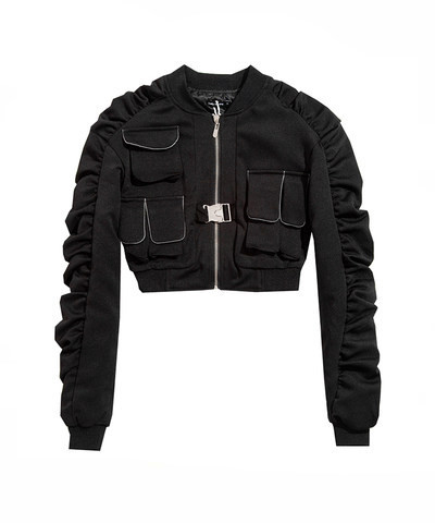 Rövid női pulóver fekete cipzárral és zsebekkel