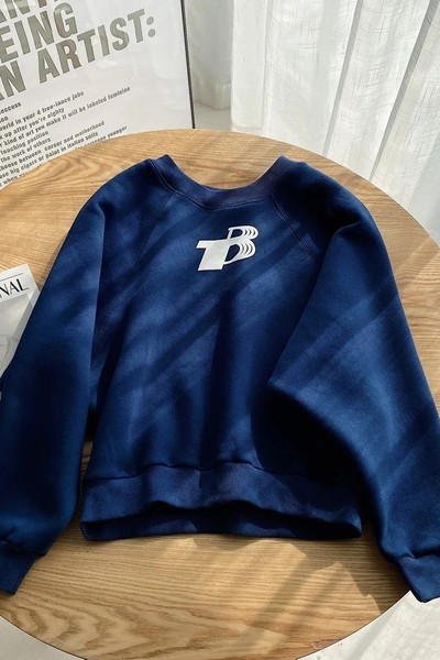 Κοντό γυναικείο φούτερ με στάμπα