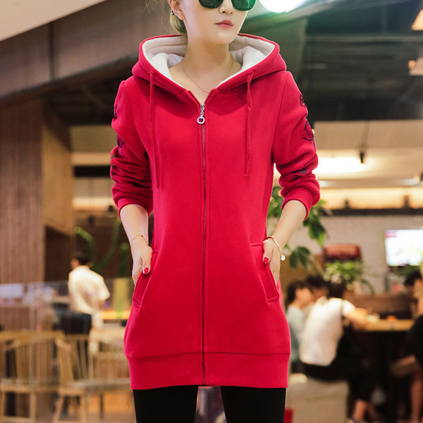 Γυναικείο κεντητό φούτερ με κουκούλα και φερμουάρ