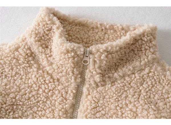 Hanorac de dama cu guler inalt si cravate