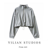 Κοντό γυναικείο φούτερ με ψηλό γιακά και φερμουάρ