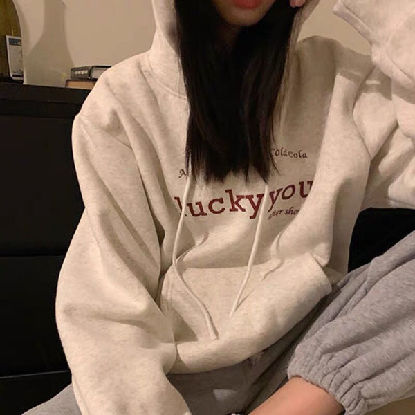 Γυναικείο φαρδύ φούτερ με κουκούλα και επιγραφή