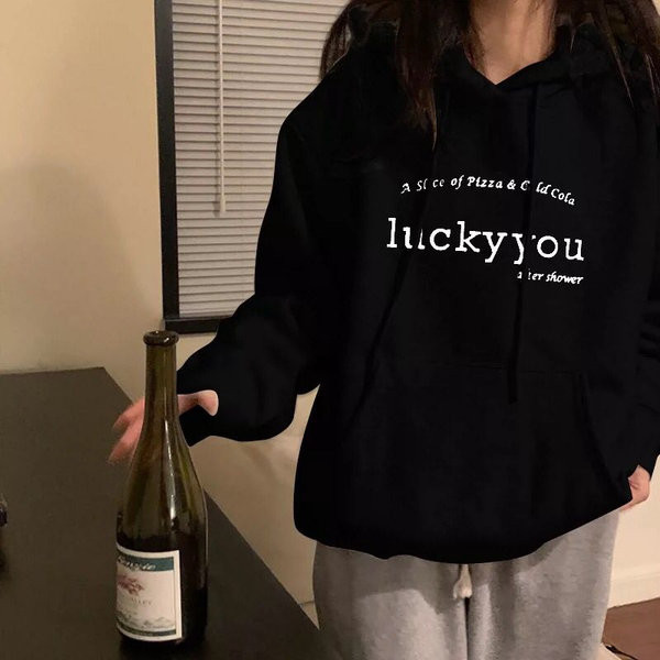 Γυναικείο φαρδύ φούτερ με κουκούλα και επιγραφή