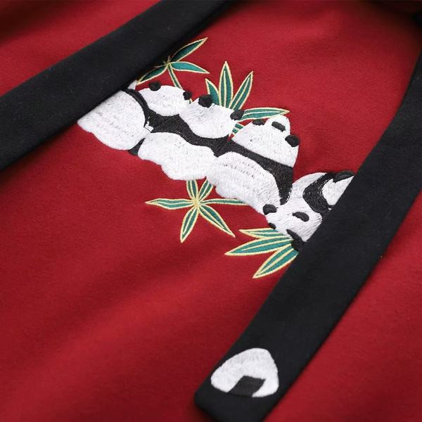 Hanorac lung de dama cu gluga si aplicatie colorata