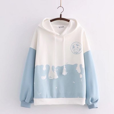 Női pulóver kapucnival és több színben hímzéssel