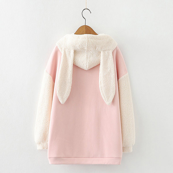 Női meleg pulóver színes applikációval - különböző modellek