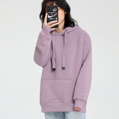 Ζεστό γυναικείο φούτερ με μπροστινή τσέπη