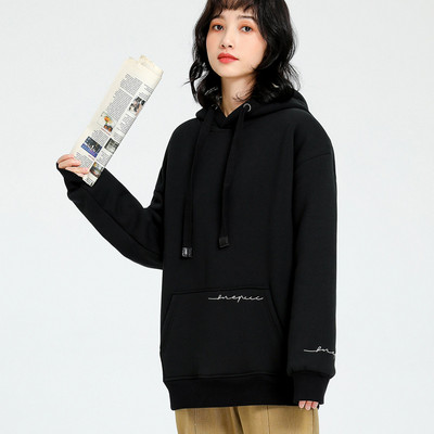 Ζεστό γυναικείο φούτερ με μπροστινή τσέπη