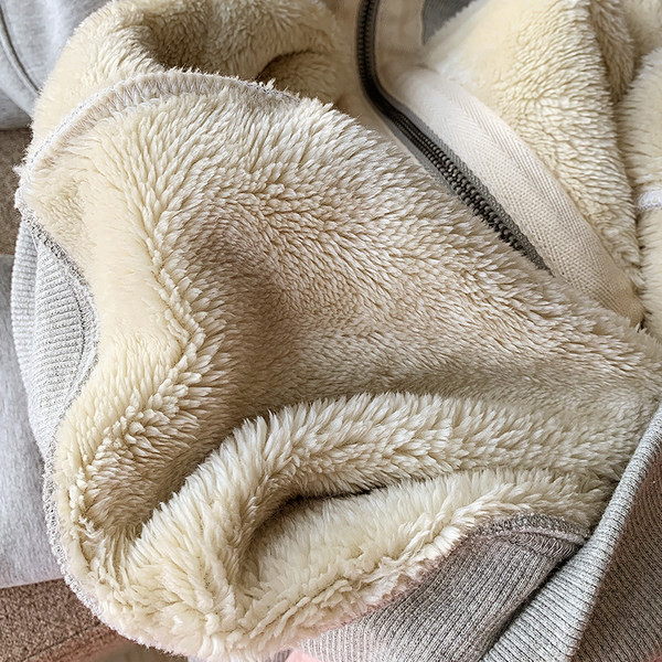 Καθημερινό γυναικείο φούτερ με ζεστή φόδρα και κουκούλα