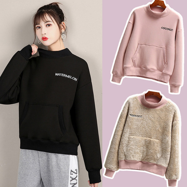 Női pulóver meleg béléssel és magas gallérral