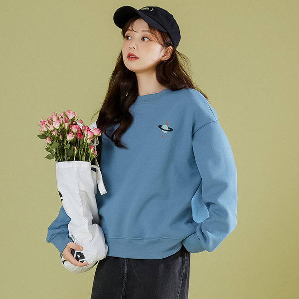 Női téli blúz kerek nyakkivágással és meleg béléssel