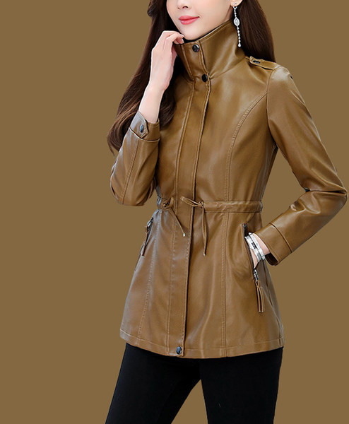 Öko bőrből készült női kabát vastag béléssel és magas gallérral