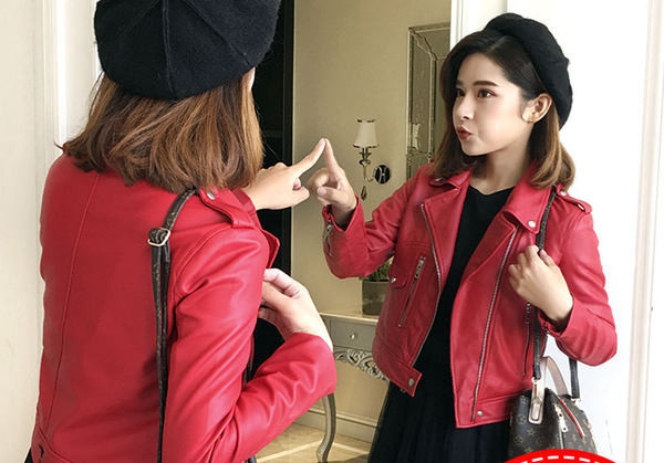 Női alkalmi bőrkabát cipzárral és gombokkal