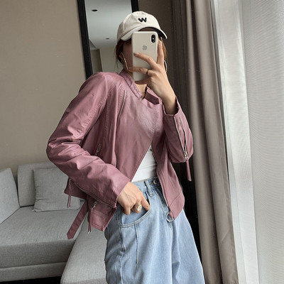 Női bőrdzseki aszimmetrikus rögzítéssel