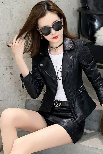 Új modell bőrdzseki szegecsekkel és cipzárral