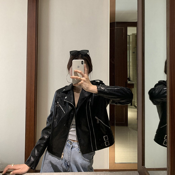 Tavaszi női kabát eko bőrből három színben