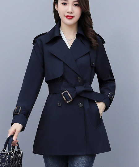 Női esőkabát kétsoros csattal és övvel