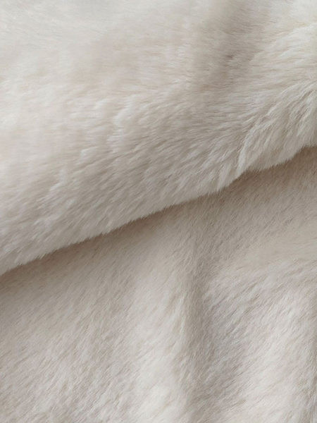 Női kabát tológallérral és gombokkal