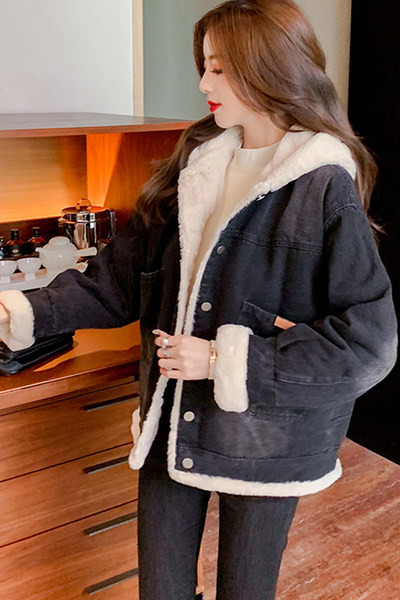 Női farmer dzseki pehely béléssel és gombokkal