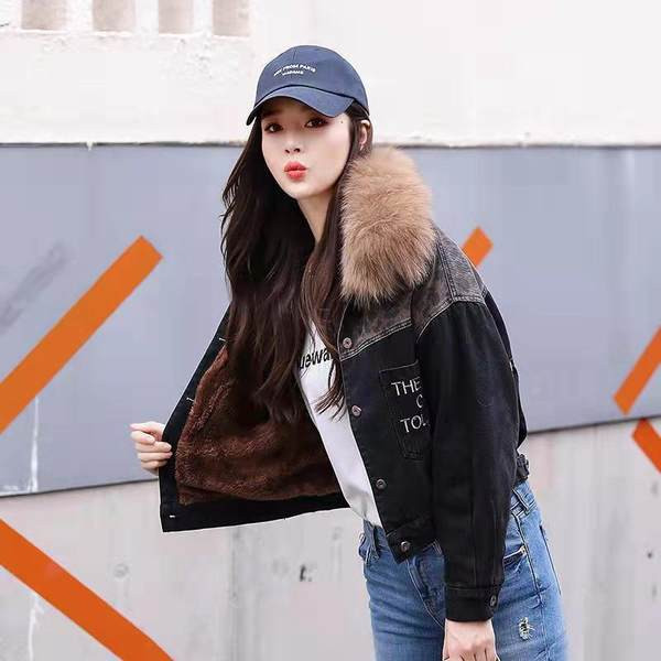 Női farmerdzseki, kapucnival, - fekete színű