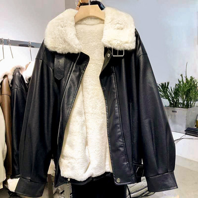 Geaca de dama din piele ecologica cu captuseala calda - culoare neagra
