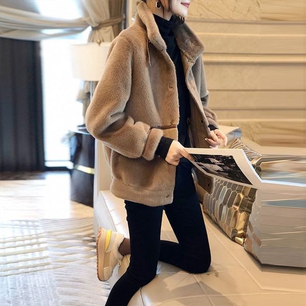 Jacheta de puf de dama cu talie inalta - culoare maro