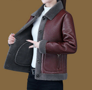 Geaca de dama din imitatie de piele cu captuseala calda - doua modele