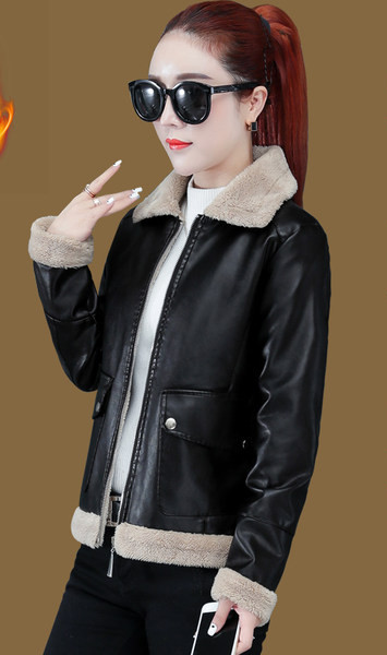 Női műbőr kabát meleg béléssel - két modell