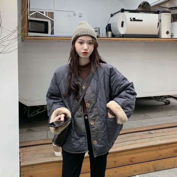 Geaca de iarna de dama cu nasturi in trei culori