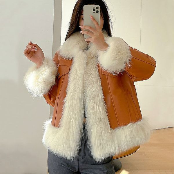 Öko bőrből készült női kabát pehely és zsebekkel