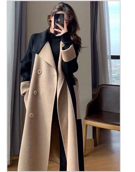 Palton lung modern de dama cu nasturi si curea