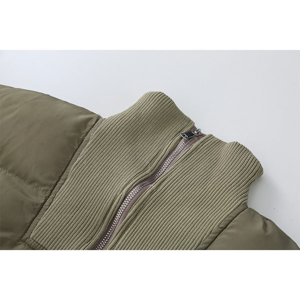 Νέο μοντέλο γυναικείο χειμωνιάτικο μπουφάν με ψηλό γιακά σε πράσινο χρώμα