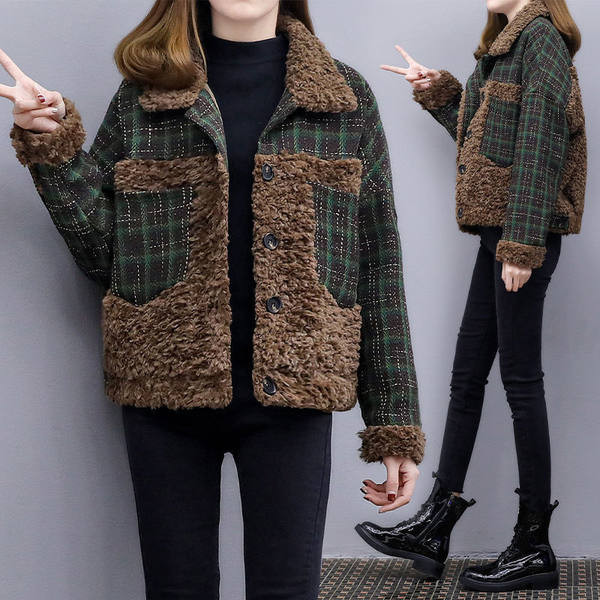 Meleg kockás kabát műszőrmével