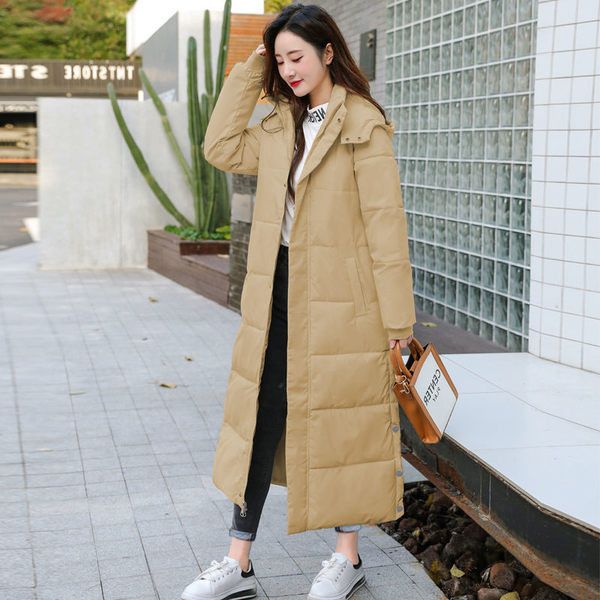 Hosszú, meleg női kabát cipzárral