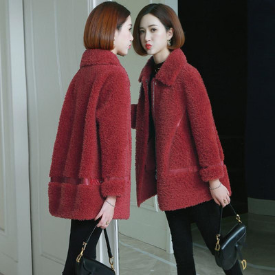 Női plüsskabát klasszikus gallérral és cipzárral