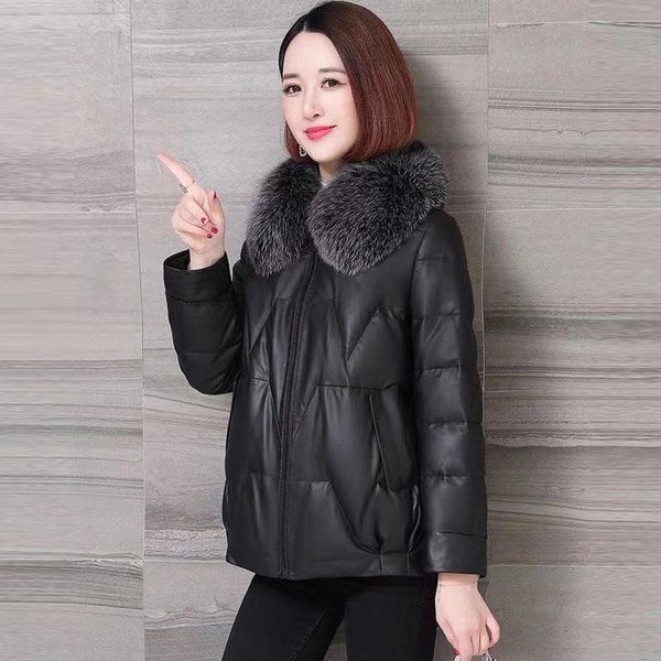 Női kabát tológallérral és zsebekkel