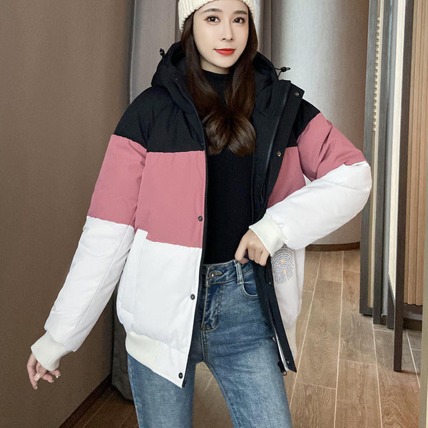 Jachetă largi de damă, cu glugă și nasturi