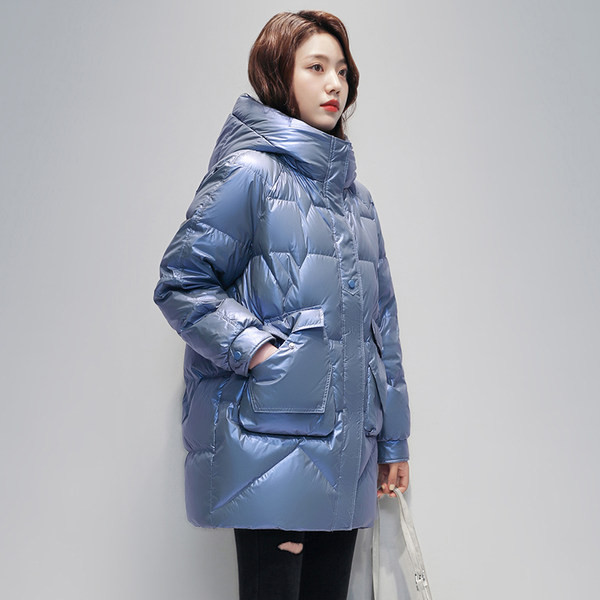 Hosszú női téli kabát kapucnival, három színben