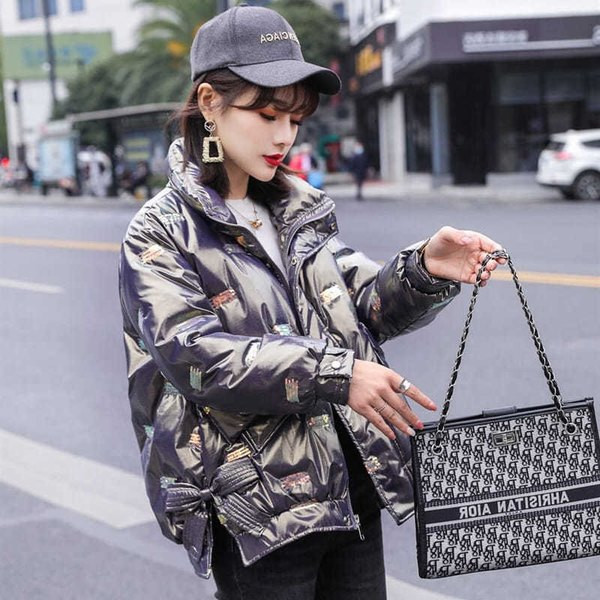 Női téli kabát négy színben cipzárral és zsebekkel