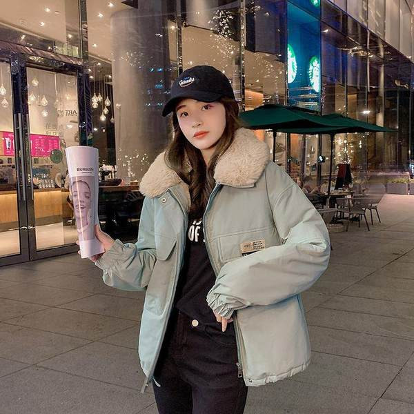 Női alkalmi kabát mentes modell cipzárral és zsebekkel