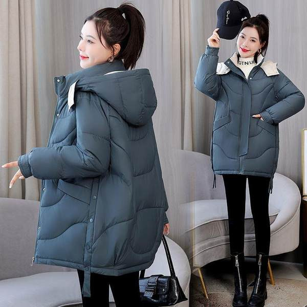 Női téli kabát kapucnival és zsebekkel - többféle színben