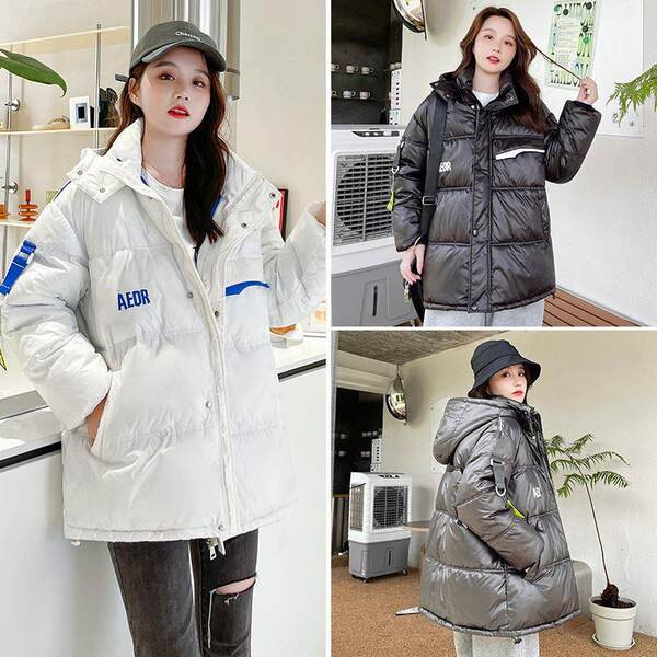 Széles női kabát kapucnival és gombokkal