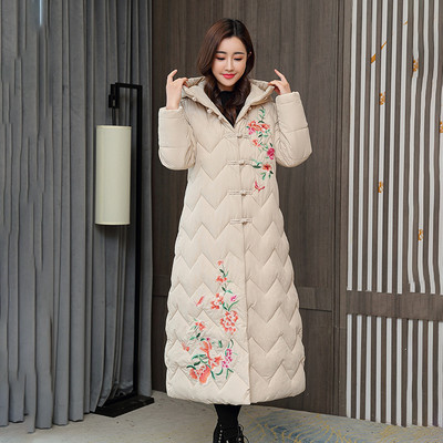 Geaca de iarna lunga de dama cu broderie si gluga