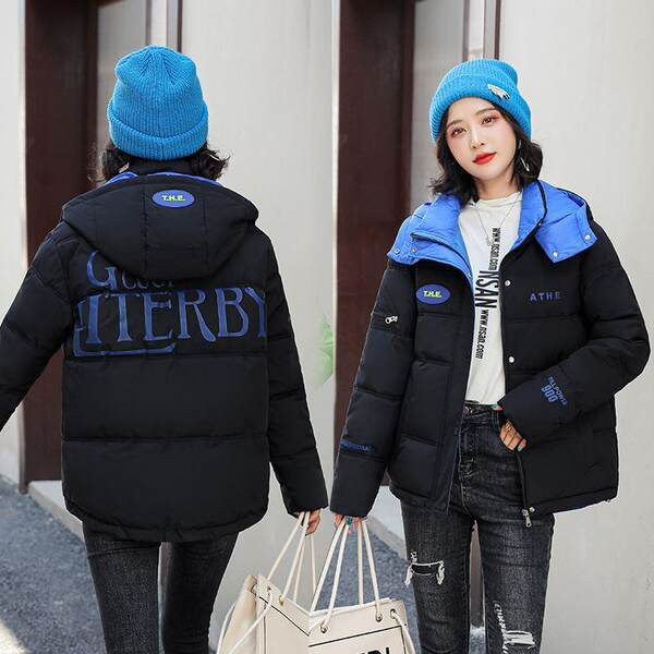 Γυναικείο χειμωνιάτικο μπουφάν με κουκούλα και απλικέ στην πλάτη