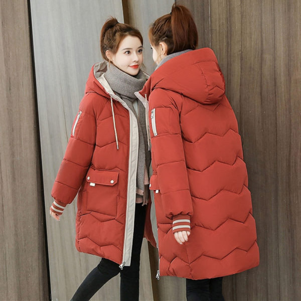 Meleg téli kabát cipzárral és kapucnival