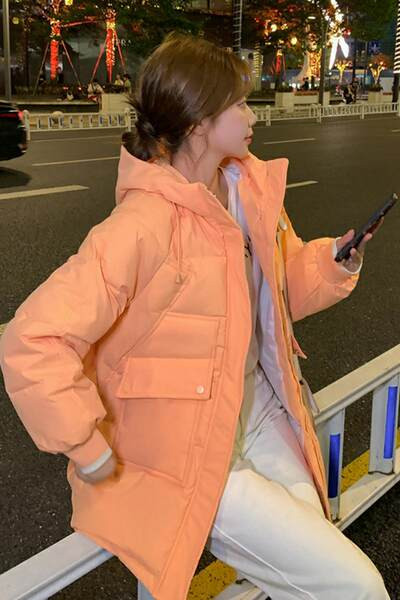 Női alkalmi kabát széles modell kapucnival