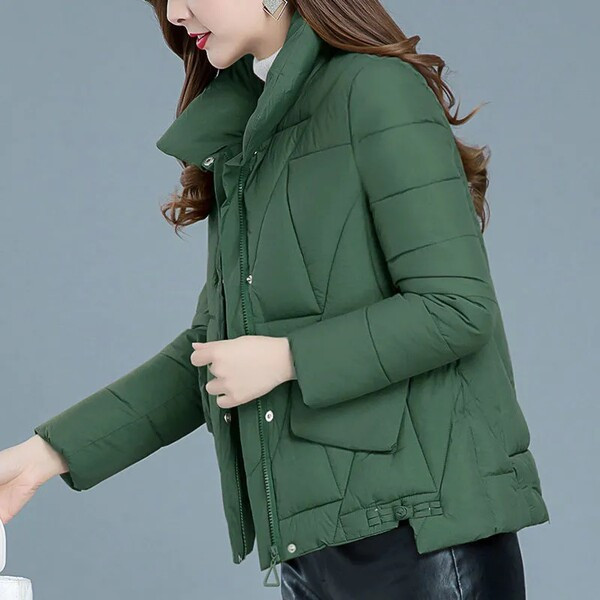 Modern női aszimmetrikus kabát magas gallérral